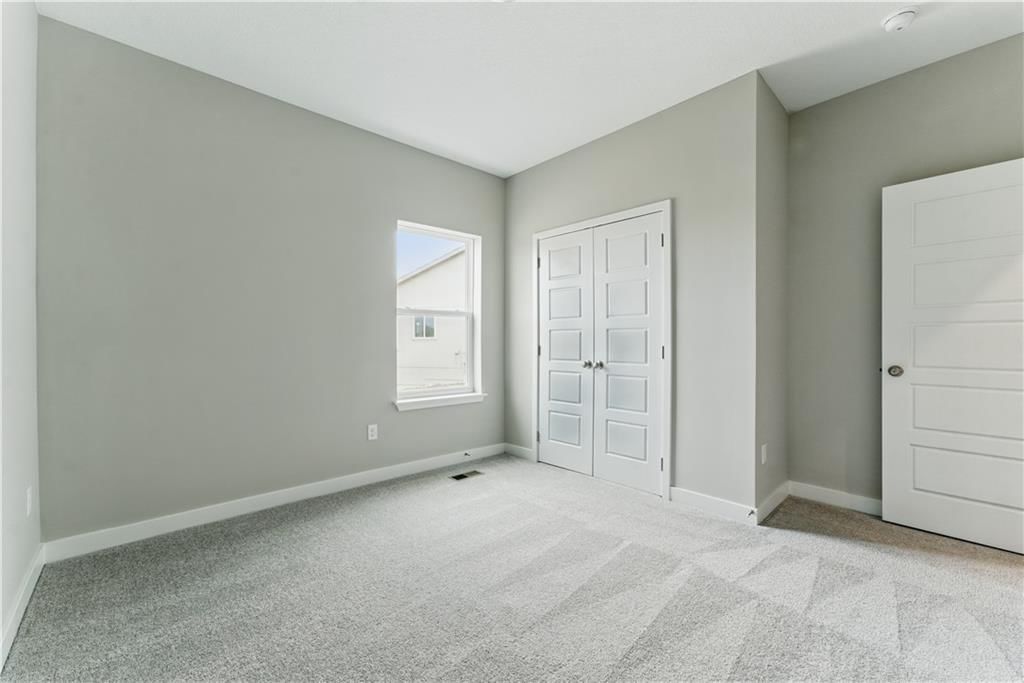 Photo 19 of 25 - 400 Meadowlark Drive