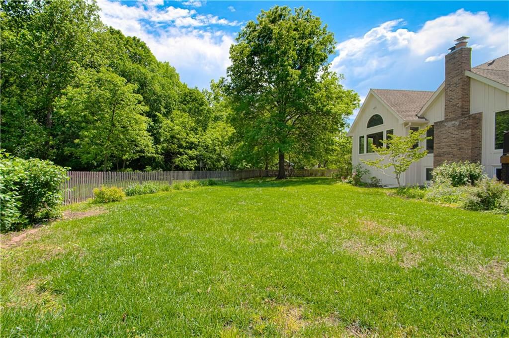 17725 W 68 Terrace — photo 35