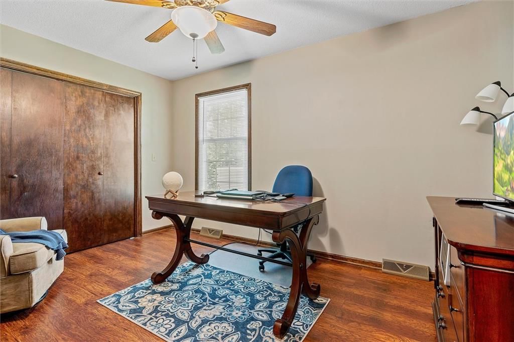 15017 Woodcliffe Circle — photo 28