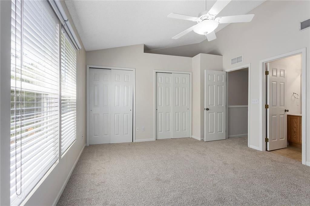Photo 10 of 24 - 5412 Fairmount Avenue