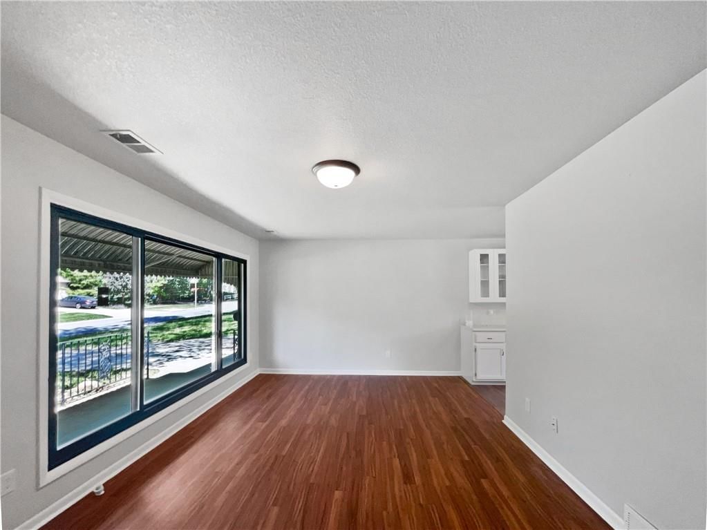 7139 Hardy Street — photo 3