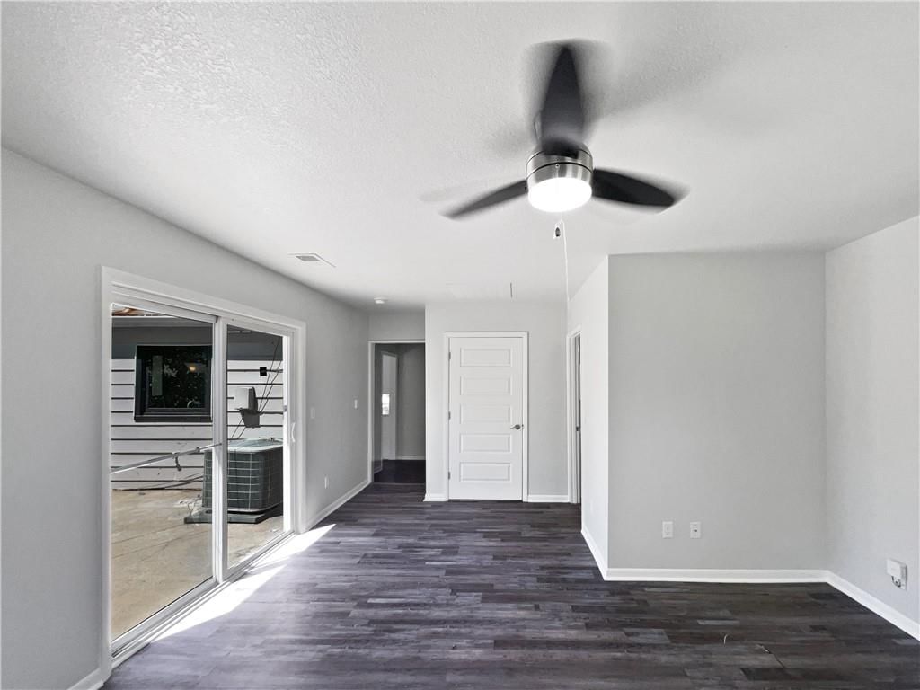 7139 Hardy Street — photo 17