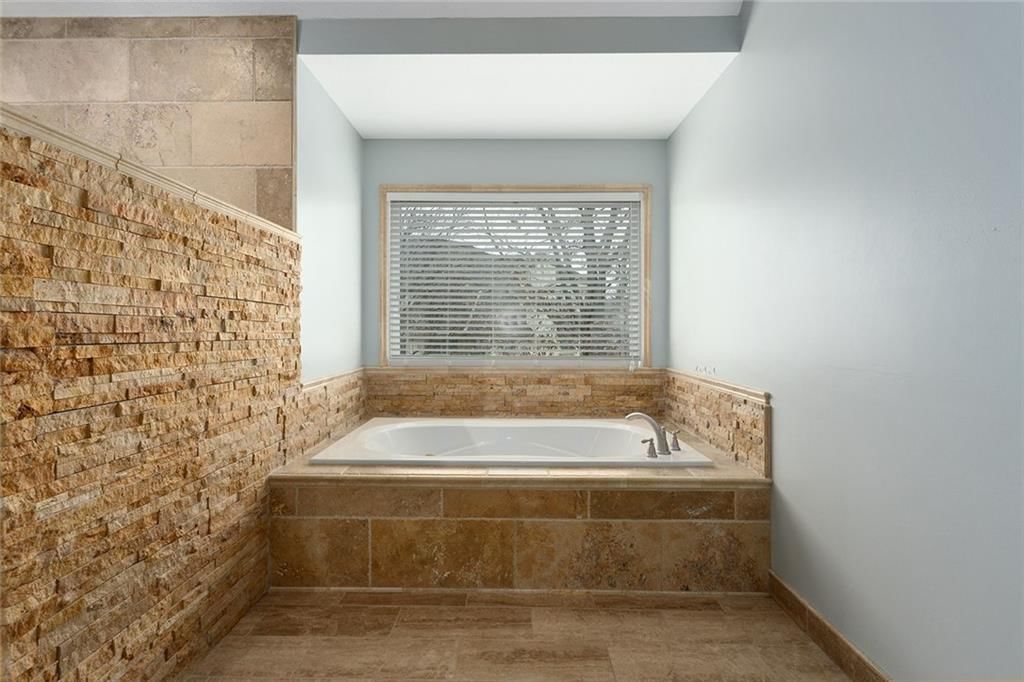 4005 W 149th Street — photo 28