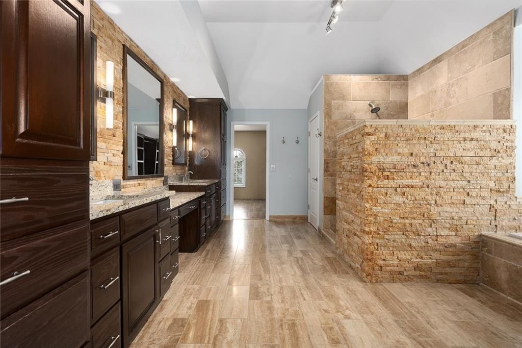 4005 W 149th Street — photo 29