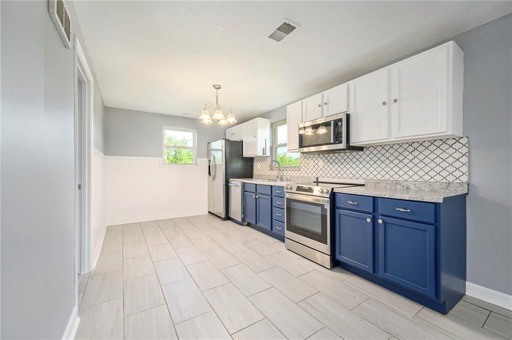 7175 Lingley Drive — photo 8