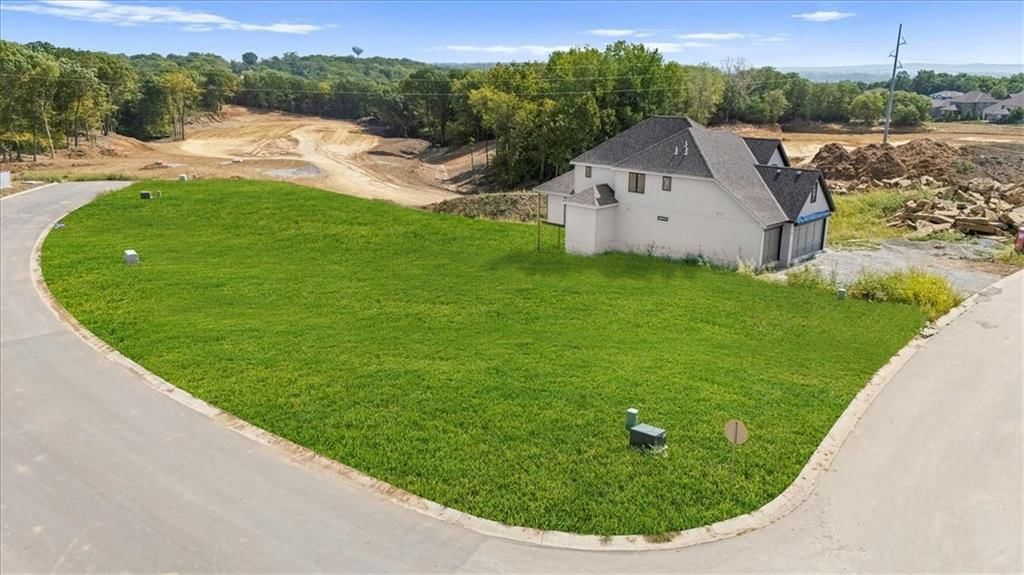 162 Montebella Drive — photo 2