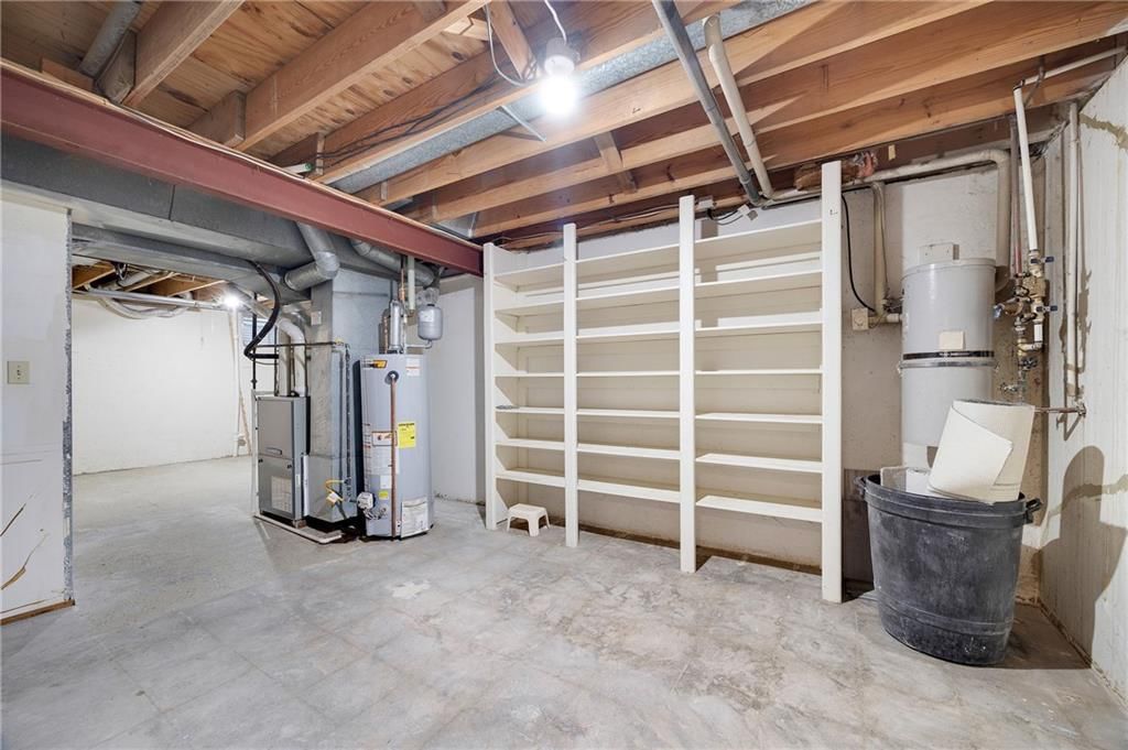 1104 NW Timber Ridge — photo 37