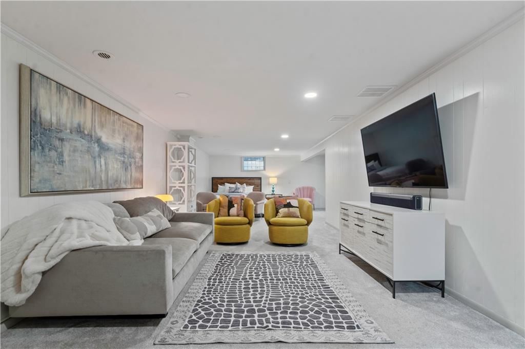 5916 W 90th Street — photo 30