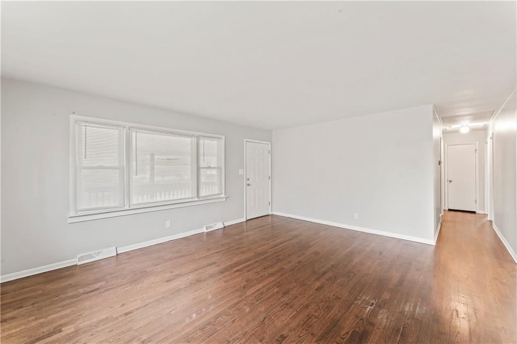 1202 E Hayward Avenue — photo 7
