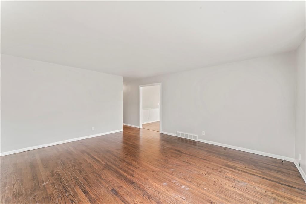1202 E Hayward Avenue — photo 8