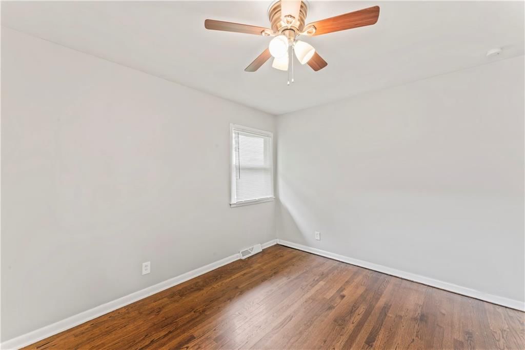 1202 E Hayward Avenue — photo 18