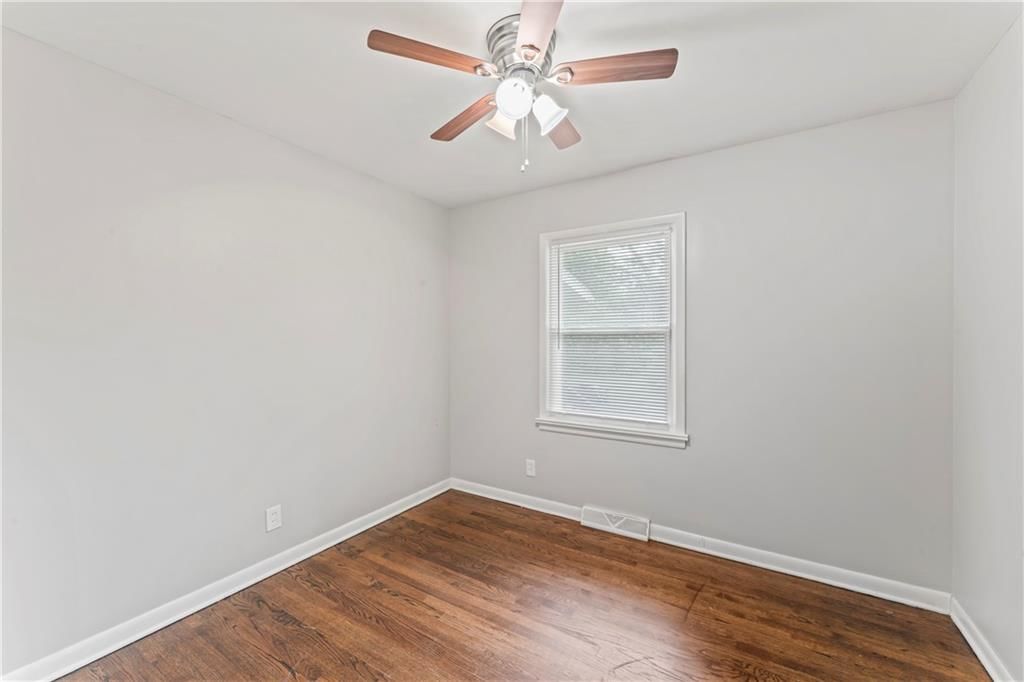1202 E Hayward Avenue — photo 25