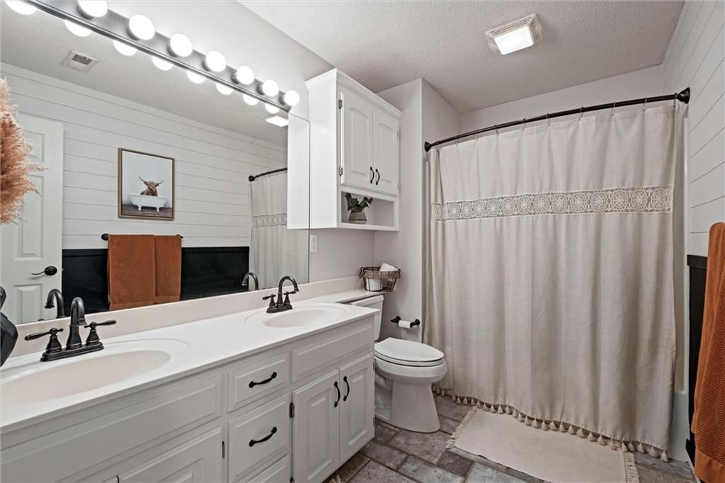 4732 Millridge Street — photo 24