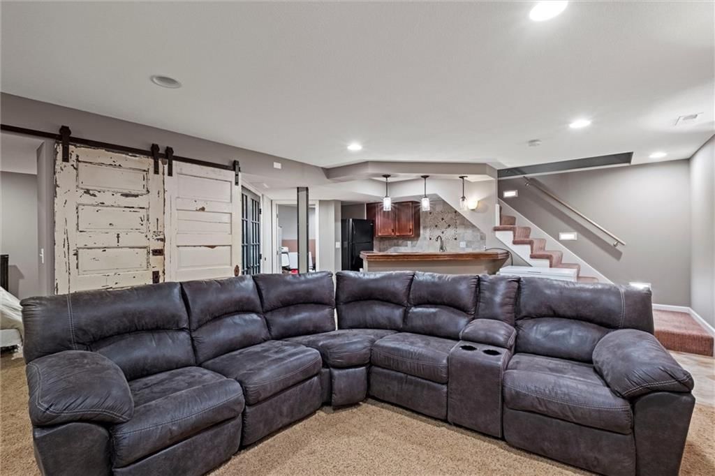 4732 Millridge Street — photo 28