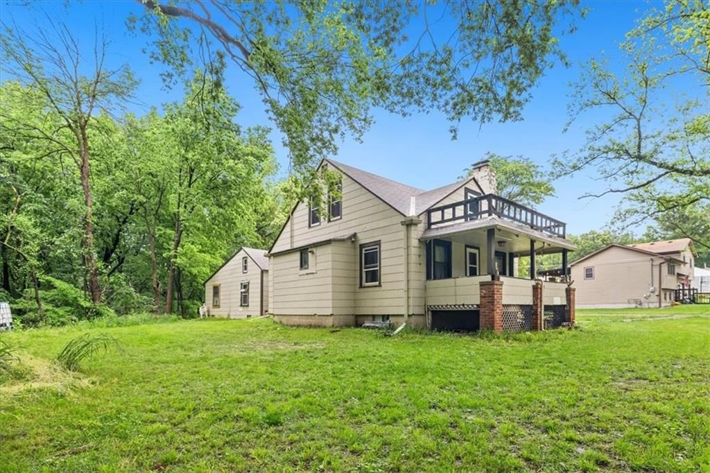7508 Walnut Street — photo 8