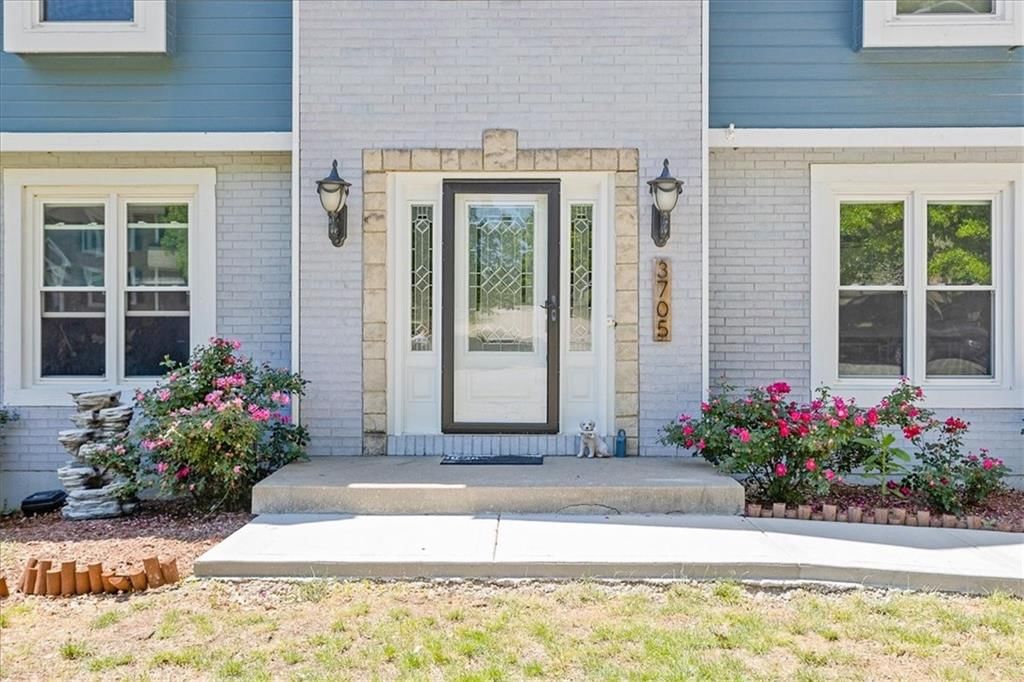 3705 SW Kimstin Circle — photo 5