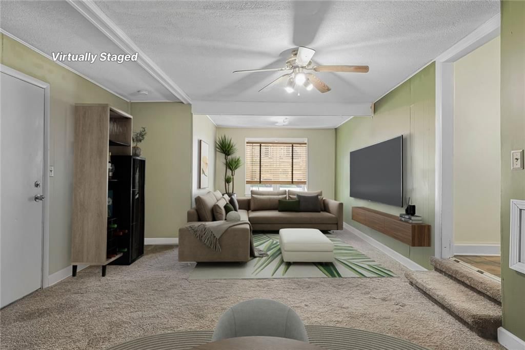 Photo 5 of 26 - 906 W 84th Street