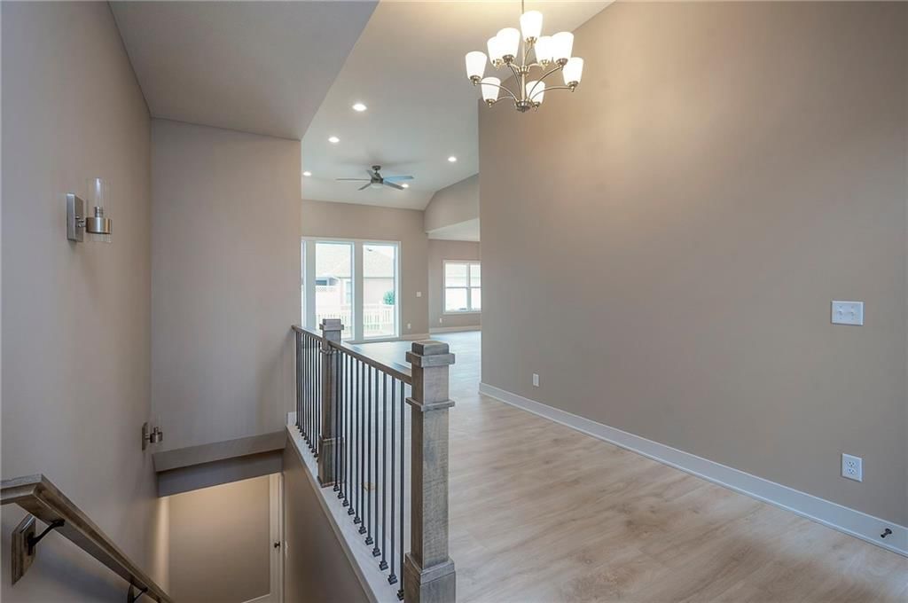 22609 Cole Court — photo 7