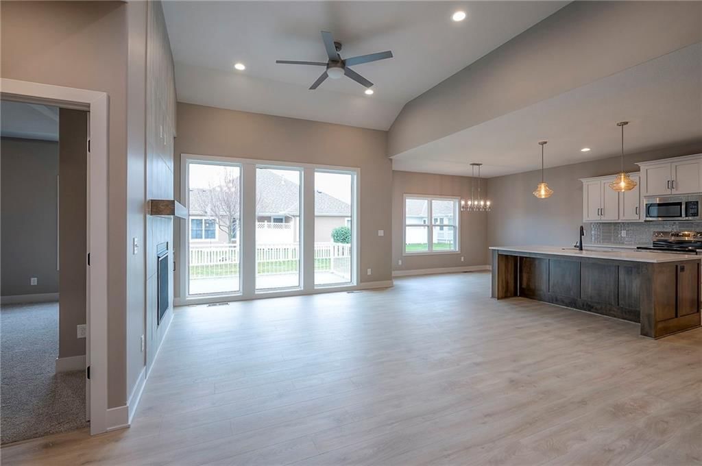 22609 Cole Court — photo 8