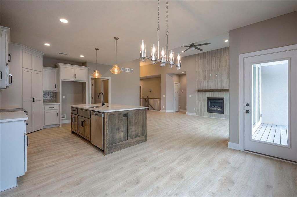 22609 Cole Court — photo 23