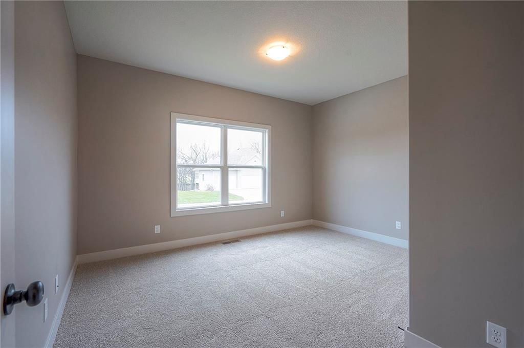 22609 Cole Court — photo 27