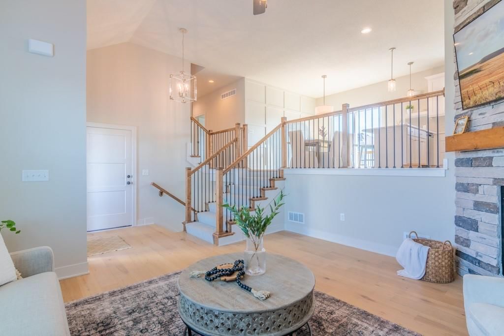 Photo 6 of 21 - 16721 Pinehurst Drive