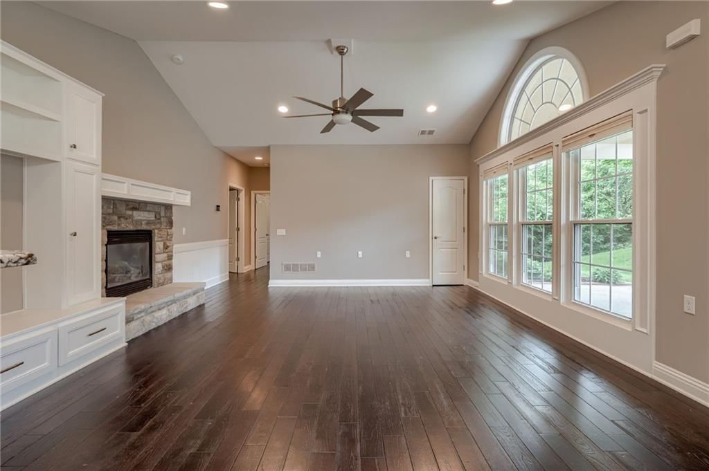 5437 W 145th Terrace — photo 7