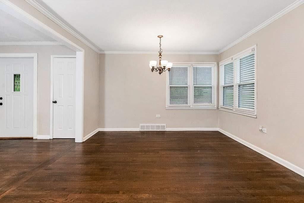 Photo 8 of 25 - 4224 Hawthorne Avenue