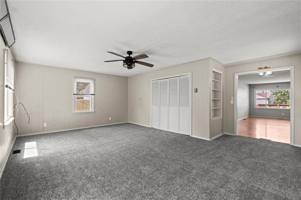 Photo 9 of 31 - 17207 E Swope Lane