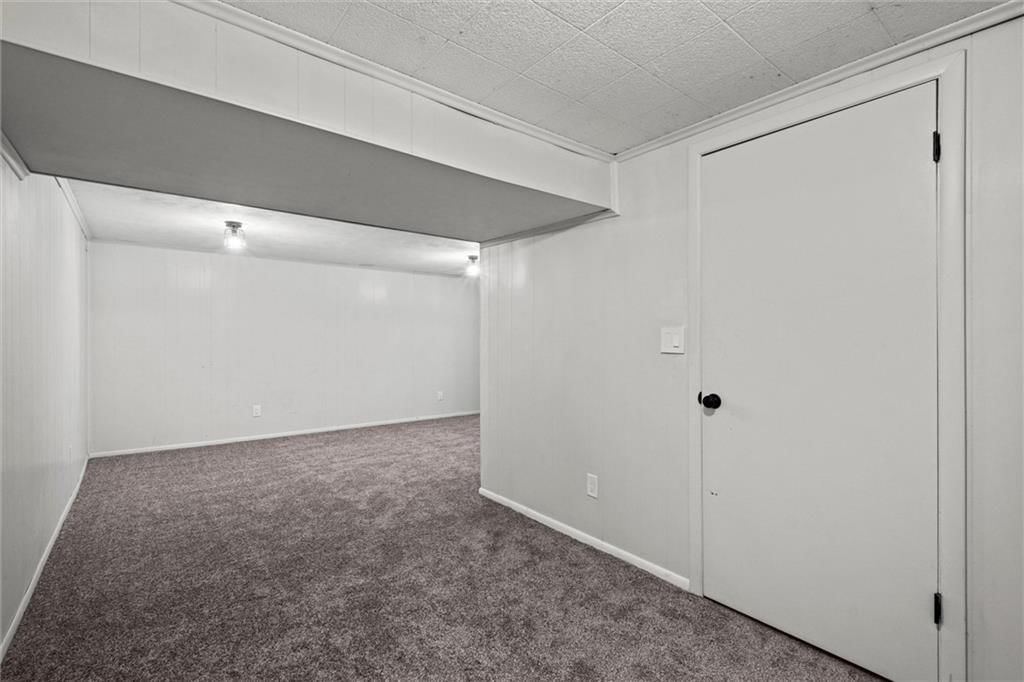 Photo 21 of 31 - 17207 E Swope Lane