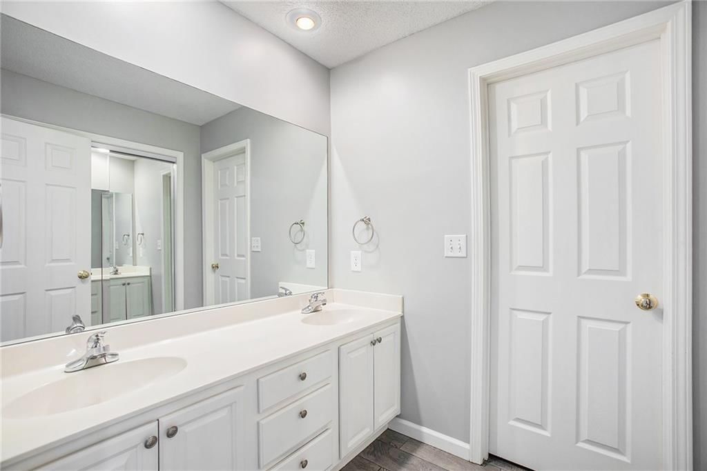 9215 Boehm Drive — photo 12