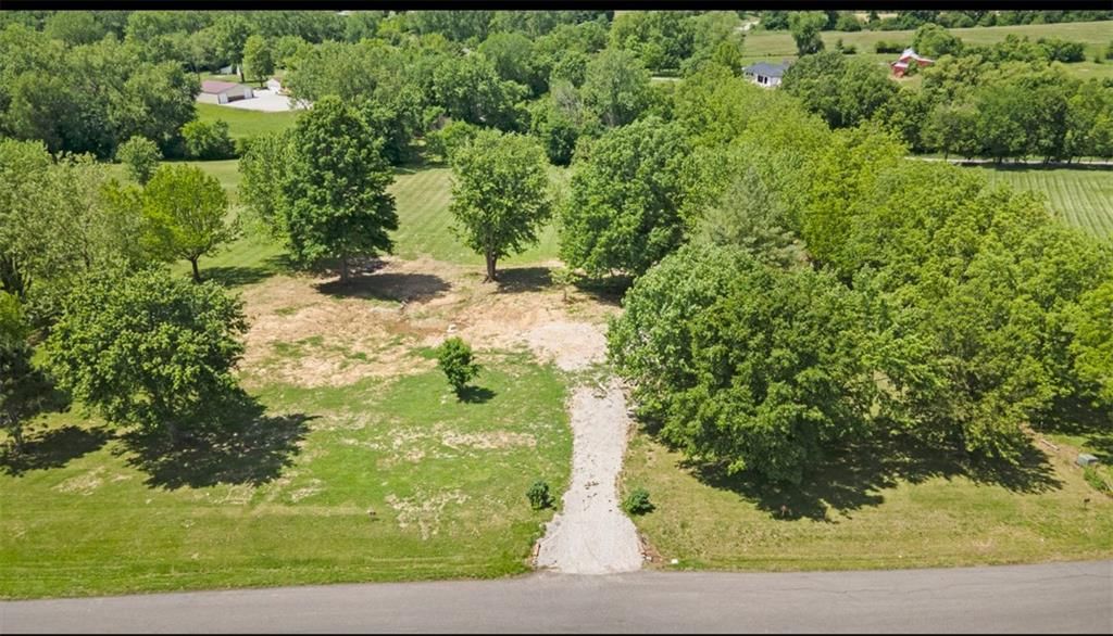 Photo 7 of 9 - 14406 Kimberly Drive