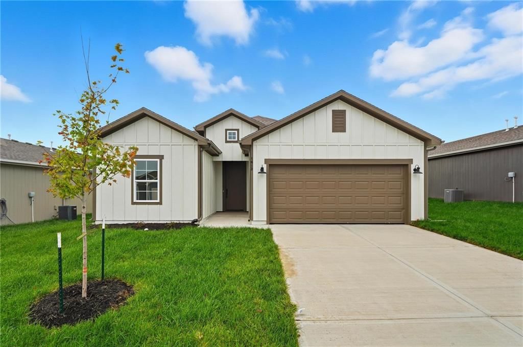 20664 Barker Street — photo 32