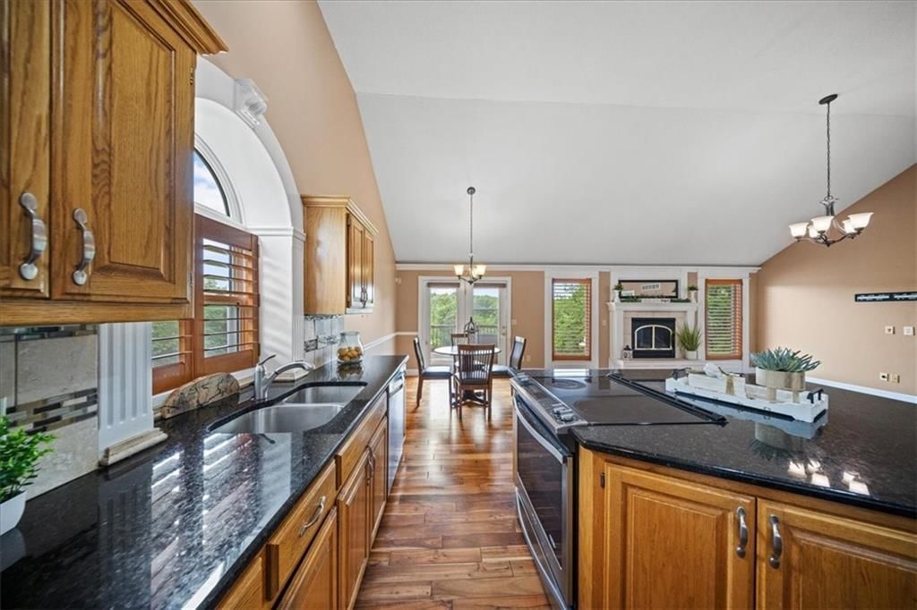 1908 NE Red Oak Lane — photo 20