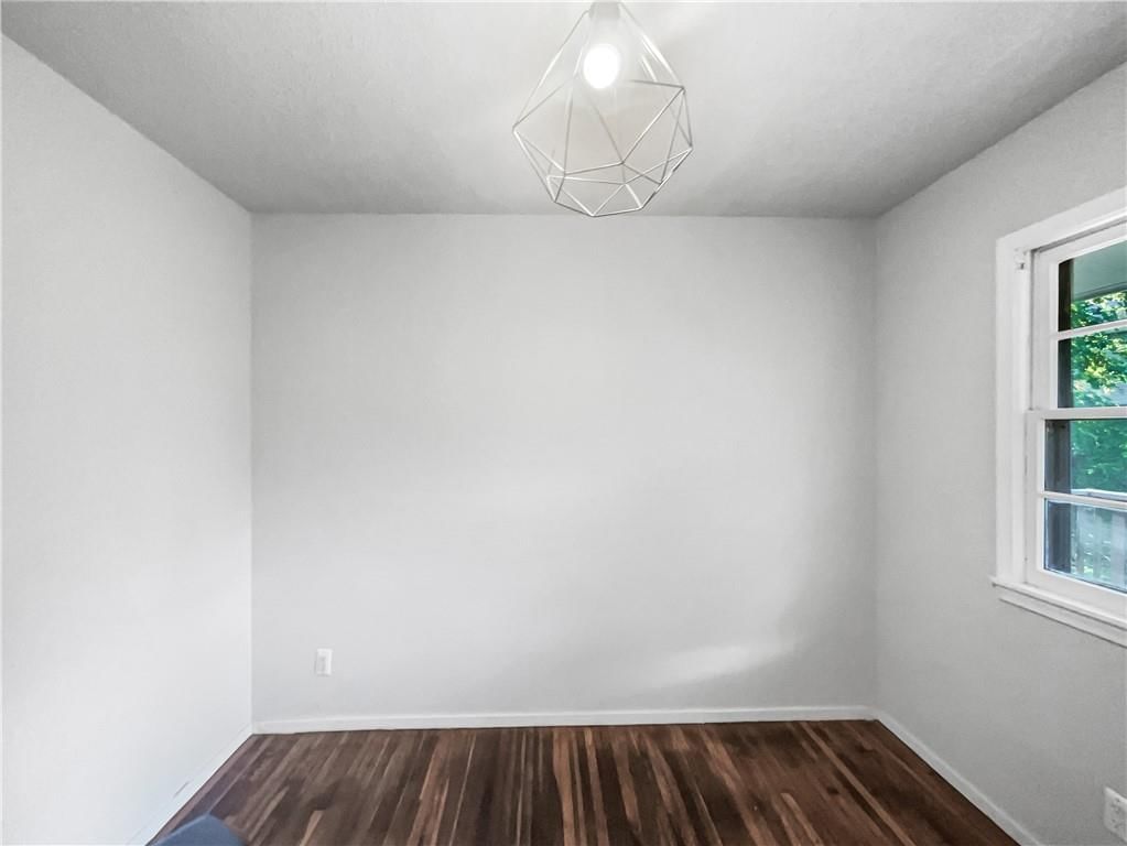 3811 Wyandotte Avenue — photo 11