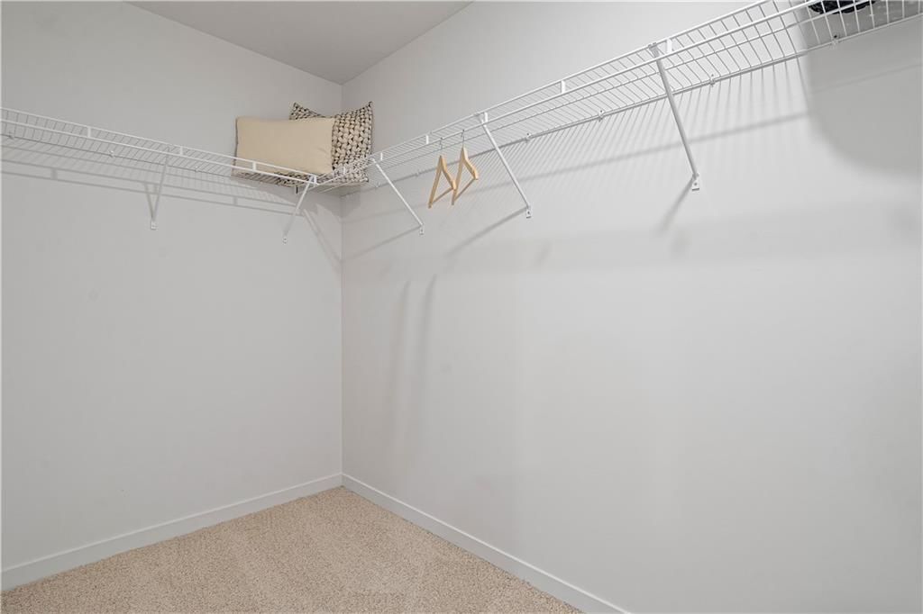 810 Bentley Drive — photo 24