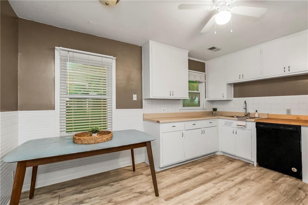 11424 W 67th Terrace — photo 5