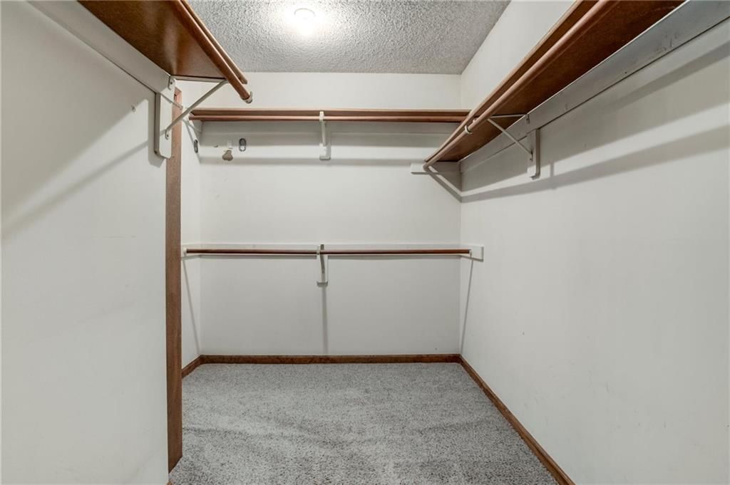 10404 Flint Street — photo 22