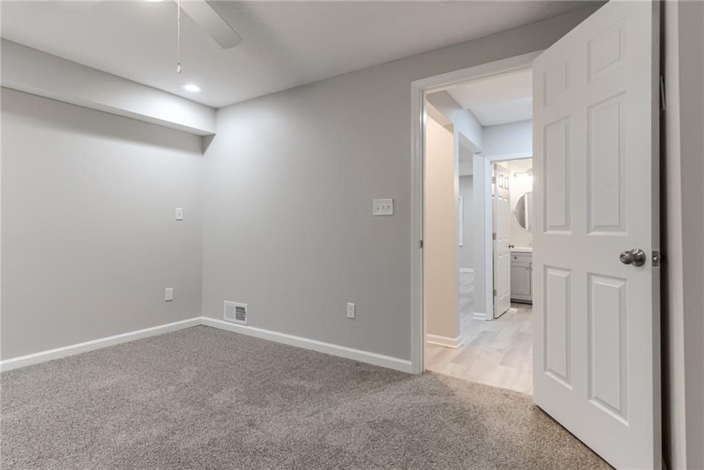 4316 Fisher Street — photo 20