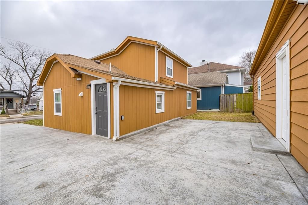 4316 Fisher Street — photo 33