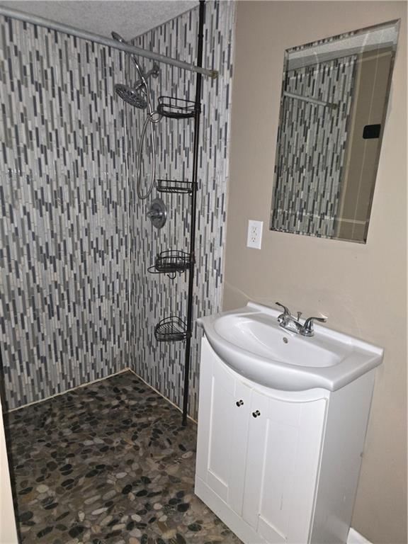 4947 N Newton Avenue — photo 16