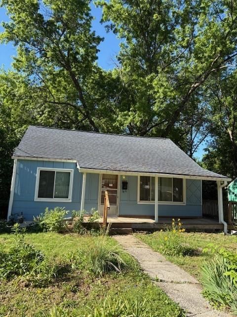 Photo 1 of 20 - 3223 Tauromee Avenue