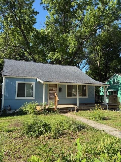 Photo 2 of 20 - 3223 Tauromee Avenue