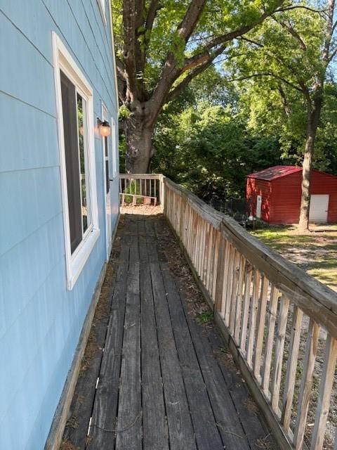 Photo 18 of 20 - 3223 Tauromee Avenue