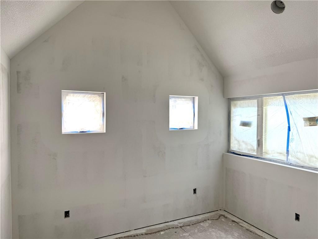 258 Sycamore Drive — photo 7