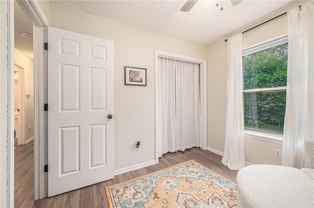 Photo 13 of 28 - 5862 SW Reed Lane