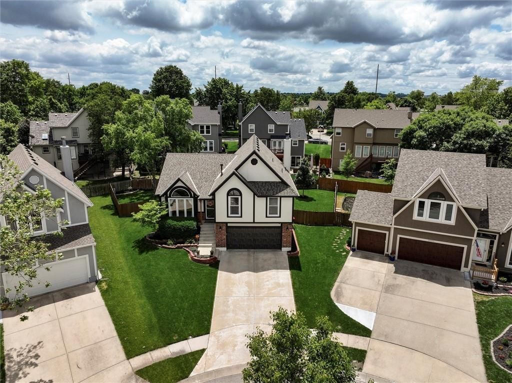 21625 W 53rd Terrace — photo 30