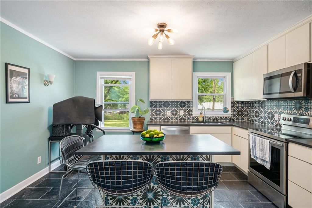 11410 W 68th Terrace — photo 14