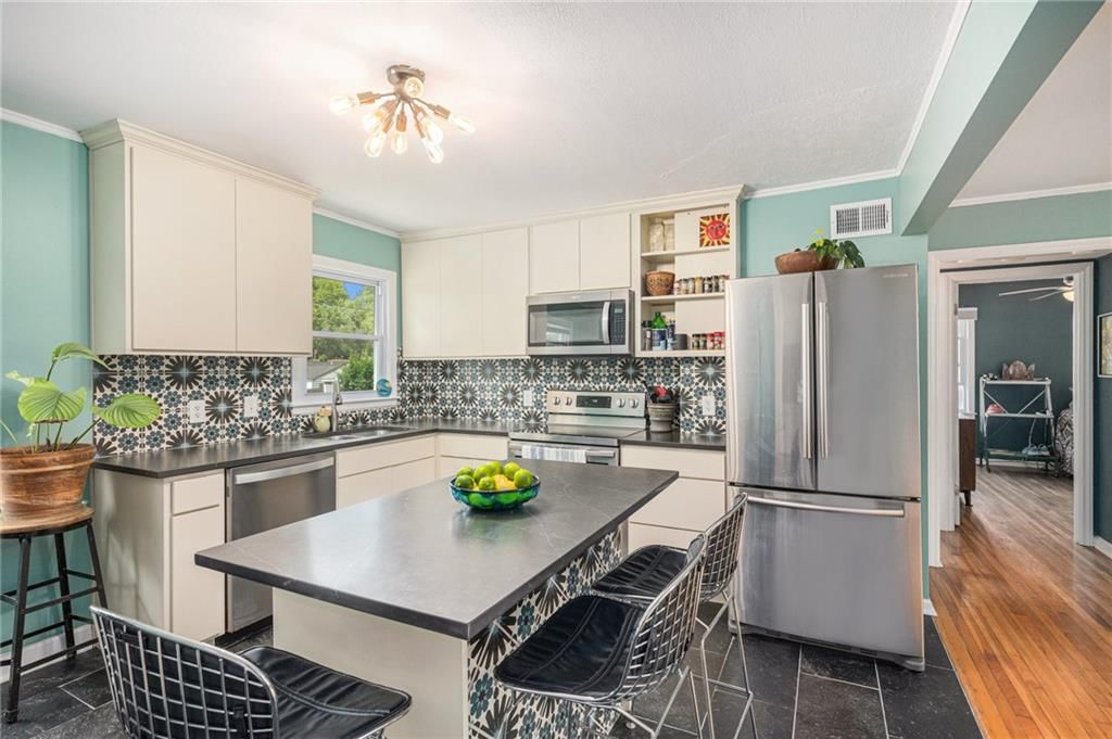 11410 W 68th Terrace — photo 15