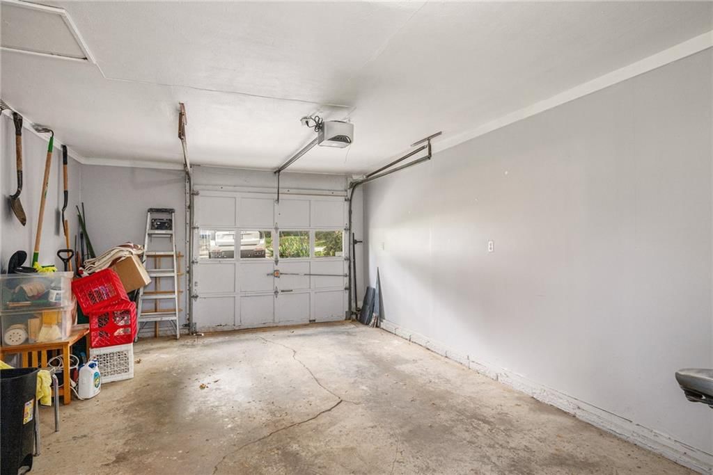 11410 W 68th Terrace — photo 25